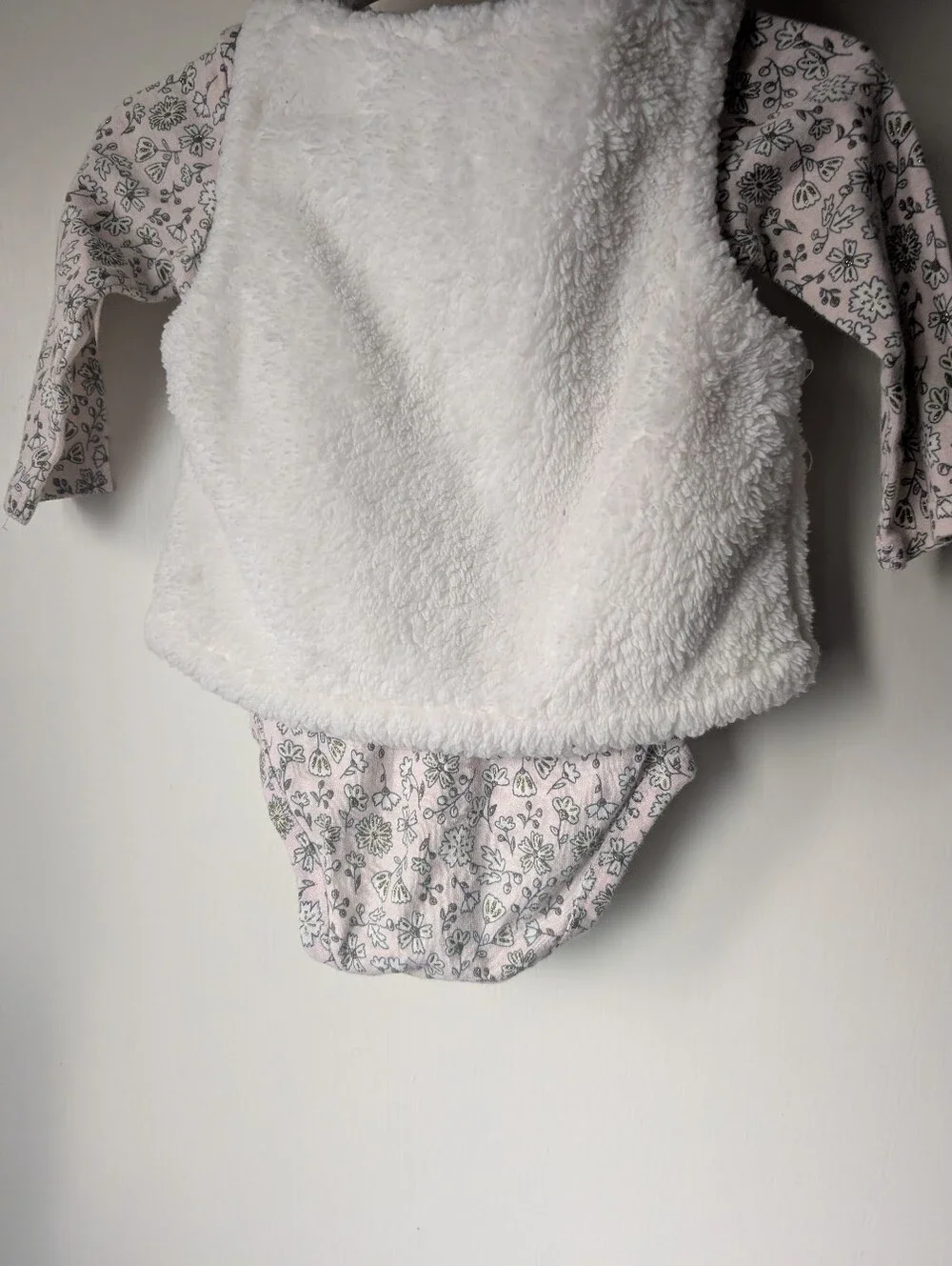 Baby Girls' Cream Faux Fur Vest with Pink Bow -onesie And Leggings 3pieceSet